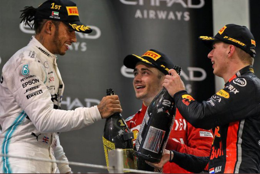 开云体育官网-梅赛德斯翻盘法拉利，诺里斯扛起全队