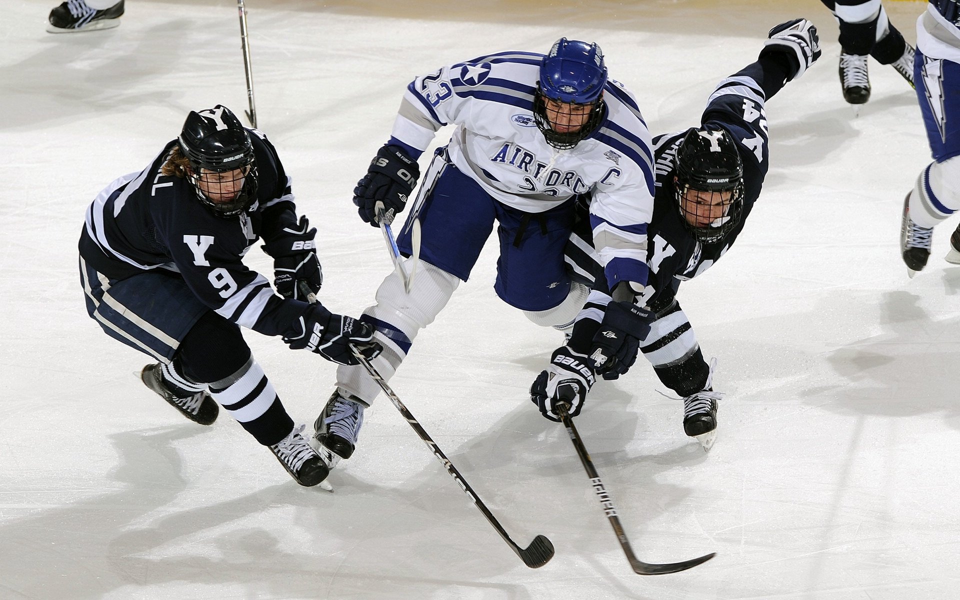 巴拉圭险胜墨西哥，拉什福德打出生涯之夜，当绿茵场成为命运的交汇点