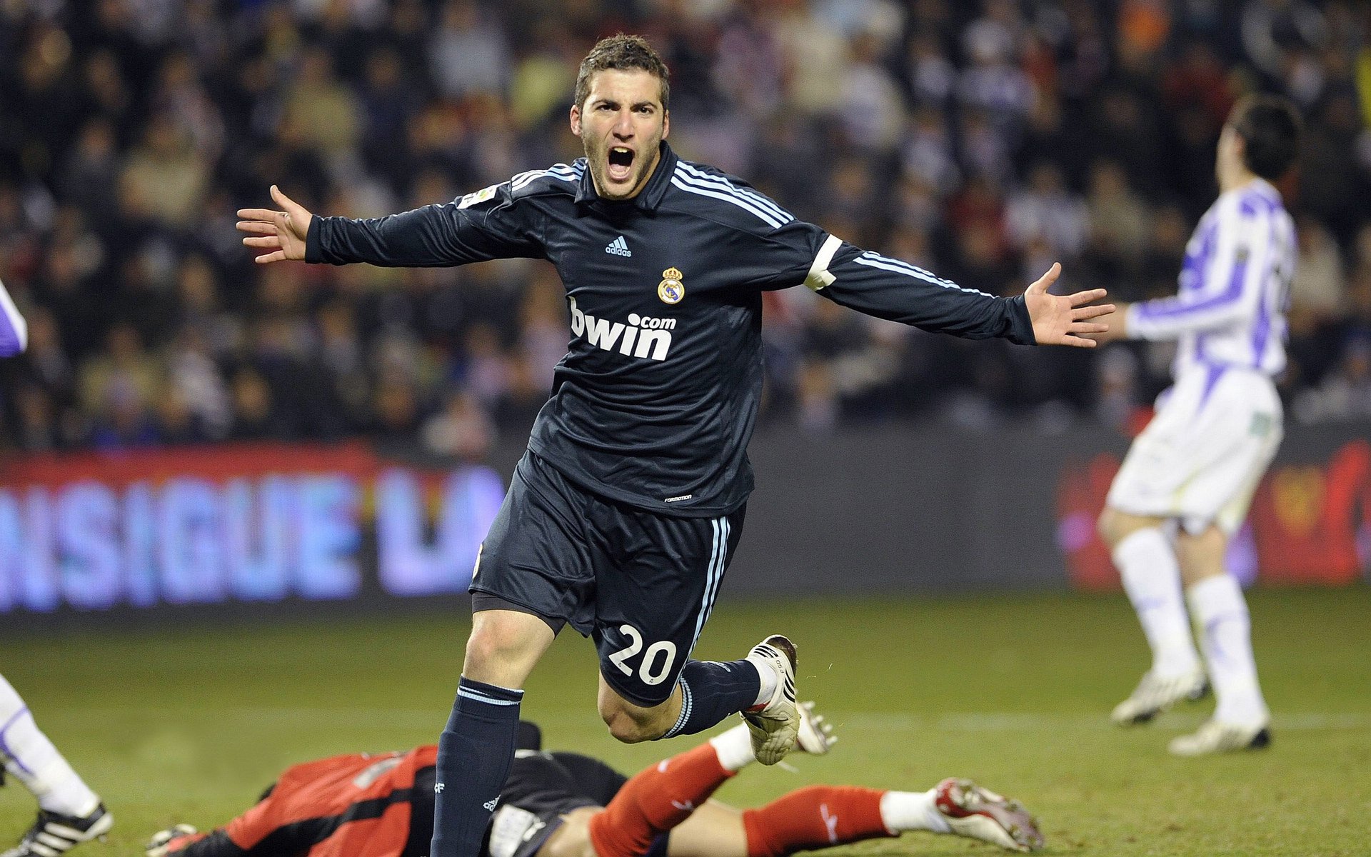 加维末节接管比赛，韩国强行终结墨西哥黄金一代